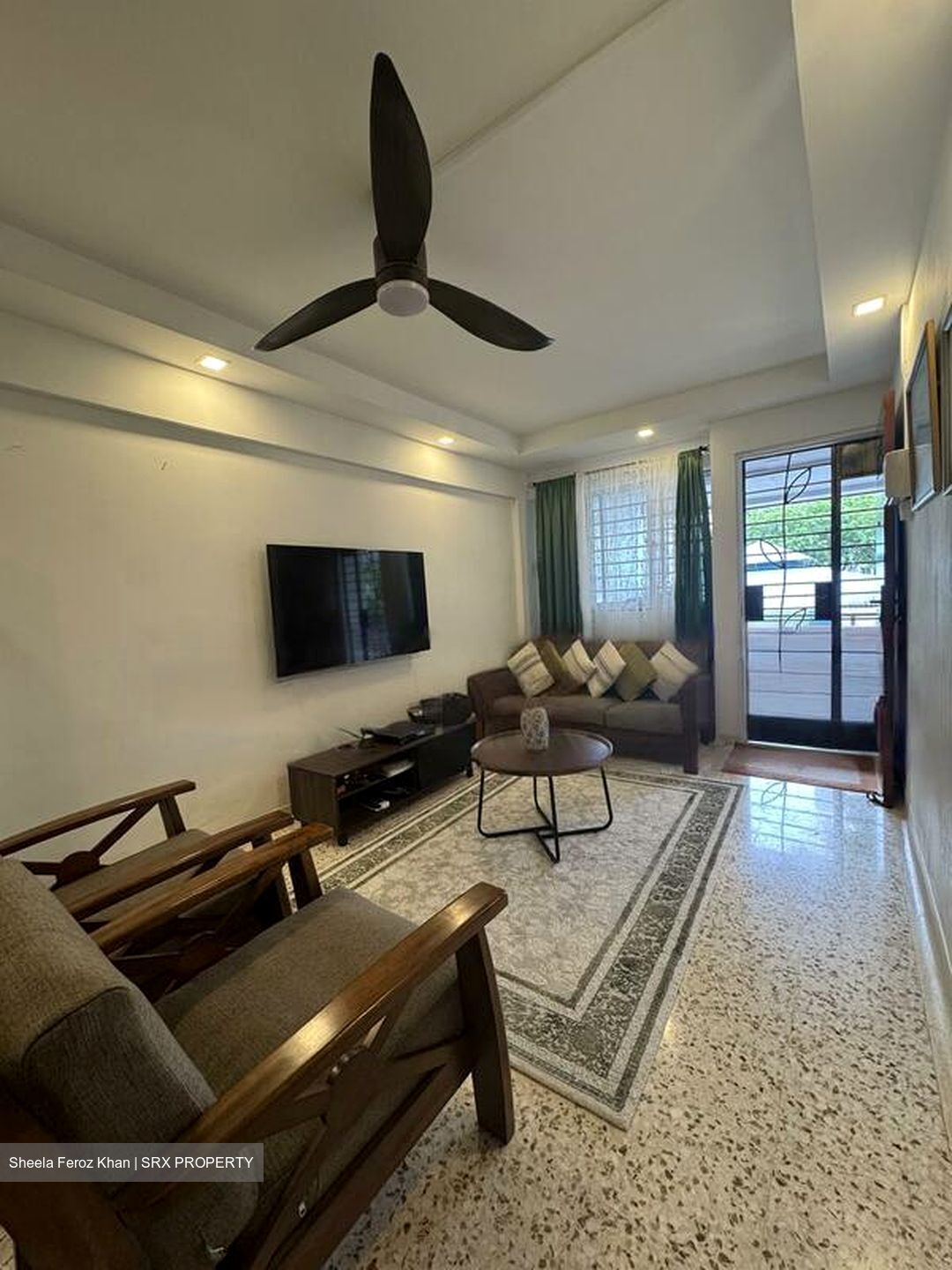 Blk 352 Clementi Avenue 2 Shopping Centre (Clementi), HDB 3 Rooms #469700071